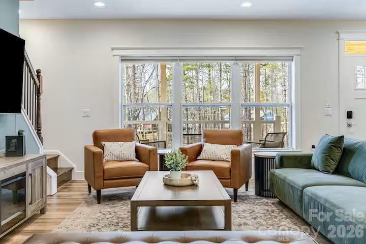 170 Cascade Ridge Road Property Photo 9