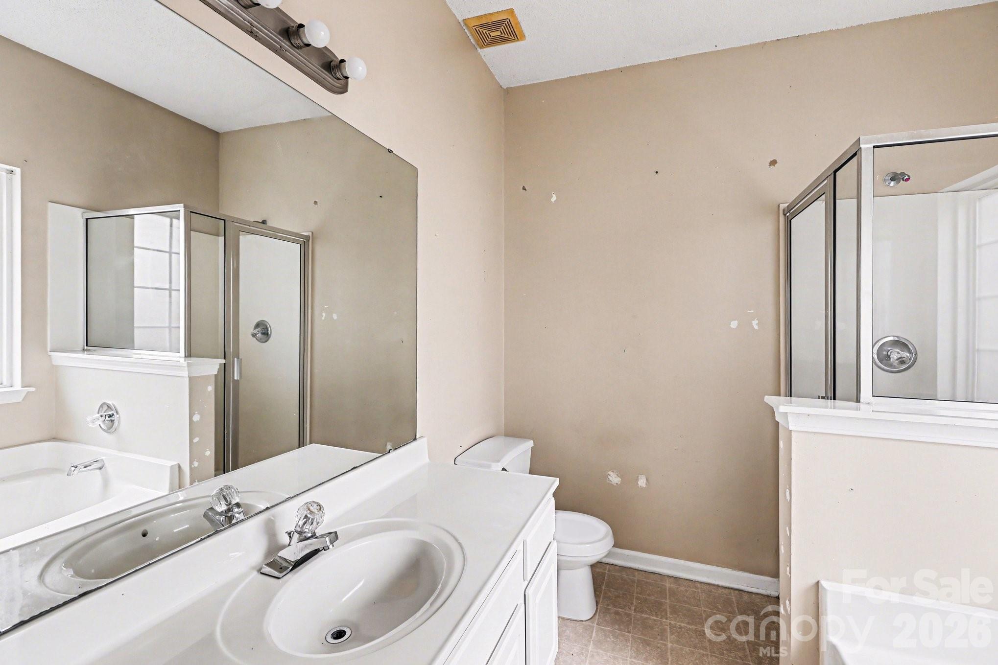 6648 Hampton Way Drive Property Photo 11