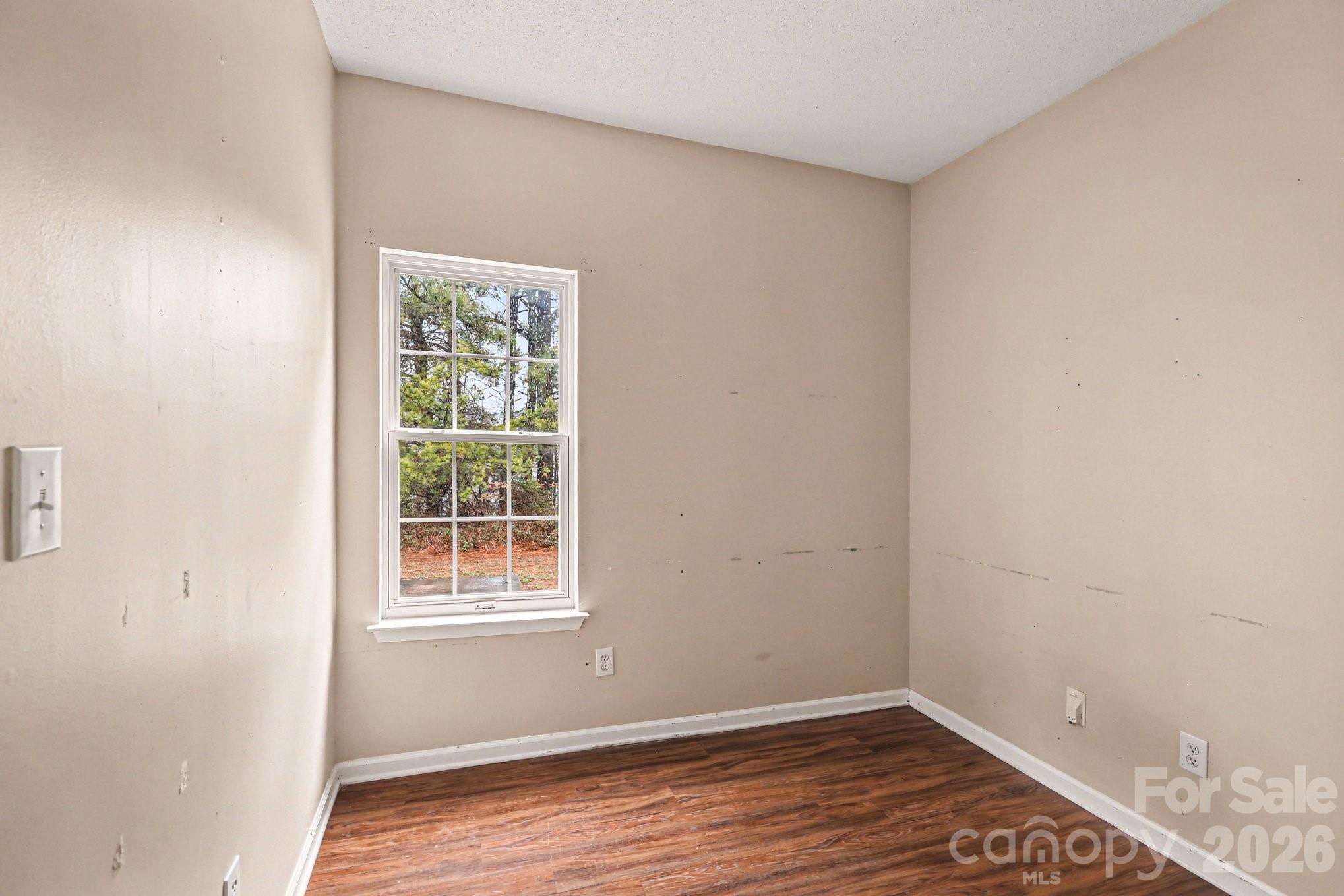 6648 Hampton Way Drive Property Photo 12