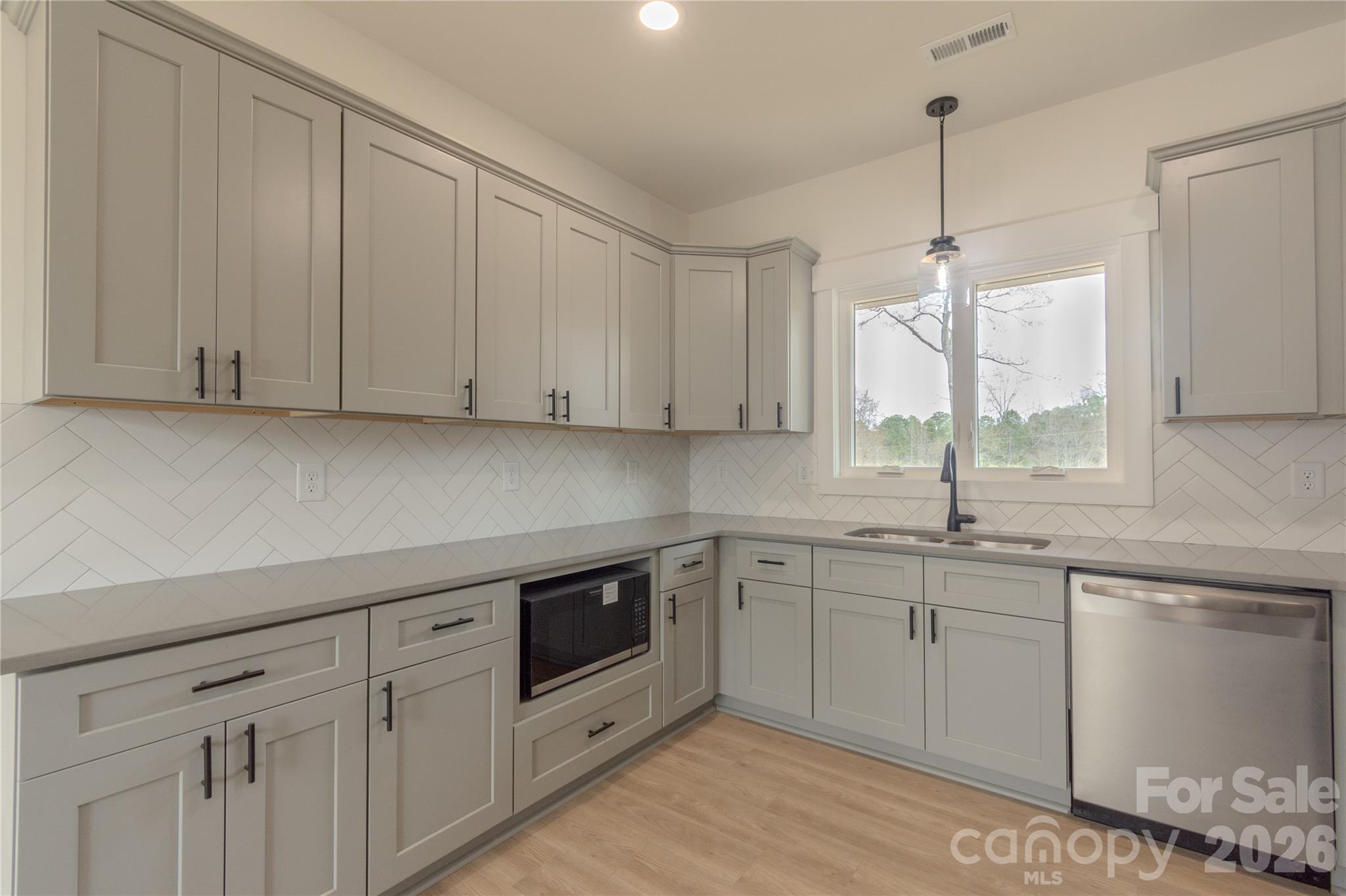 10303 Sycamore Road 90 Property Photo 13