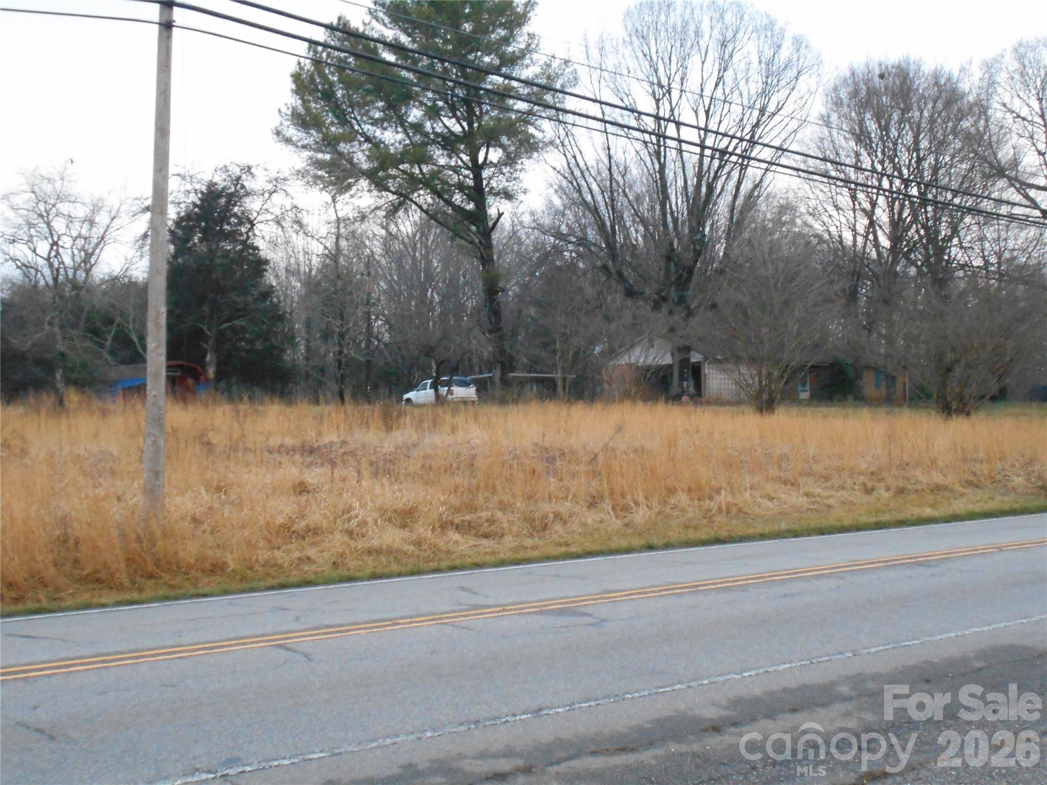 523 Turnersburg Highway Property Photo 1