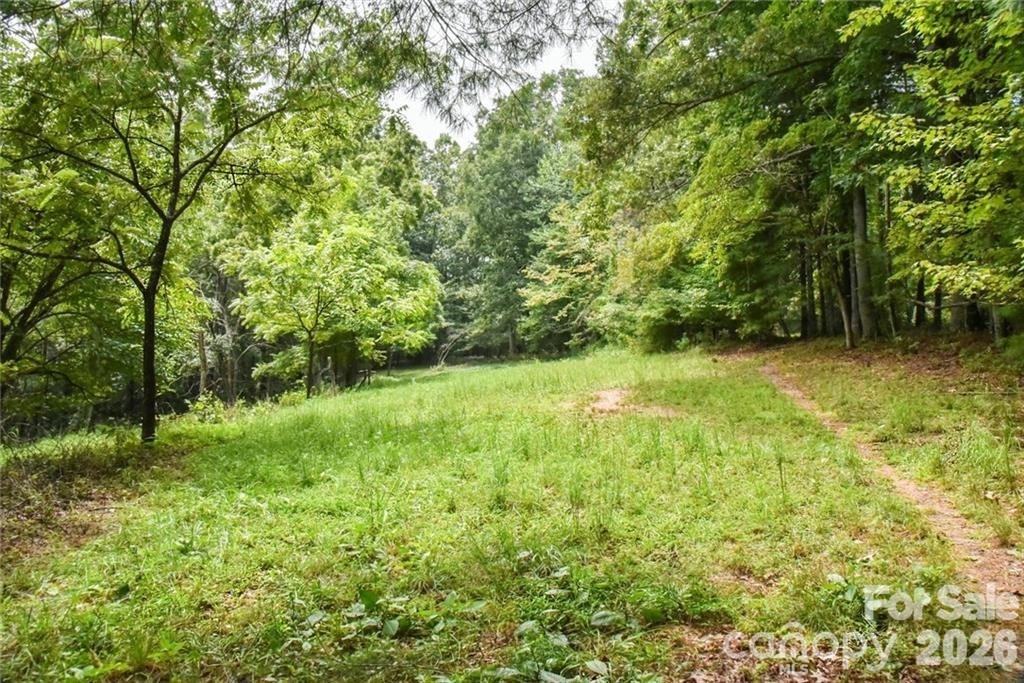 19 Laurel Loop Road Property Photo 10