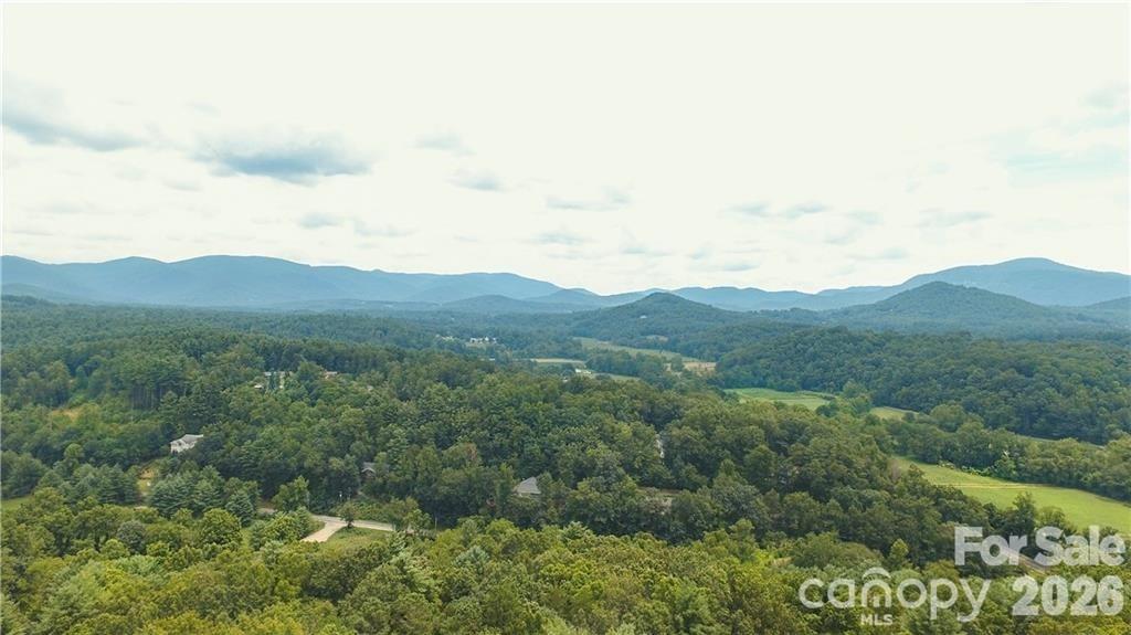 19 Laurel Loop Road Property Photo 11