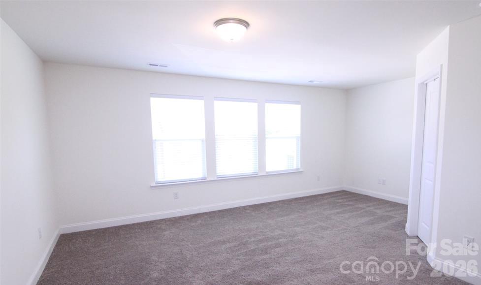 1075 South Point Road Property Photo 11