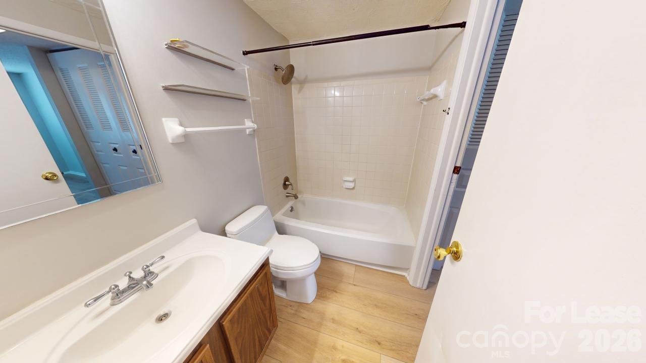 7344 Pebblestone Drive C Property Photo 14