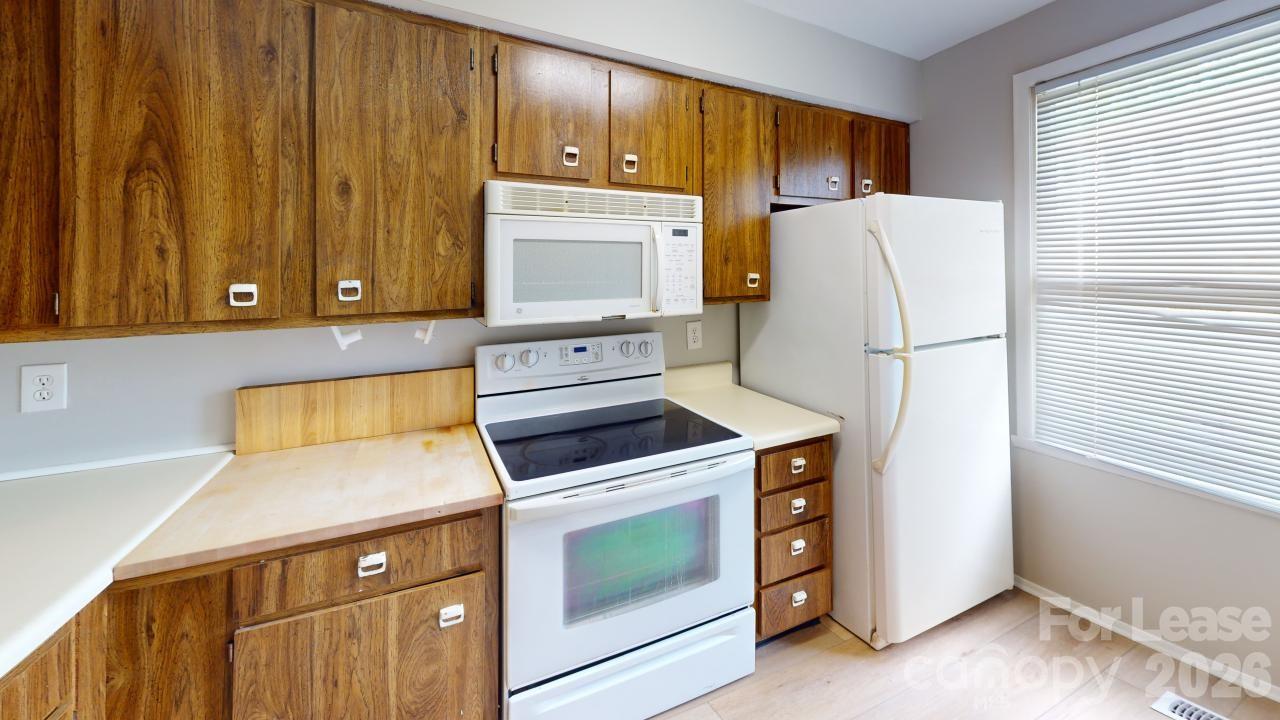 7344 Pebblestone Drive C Property Photo 20