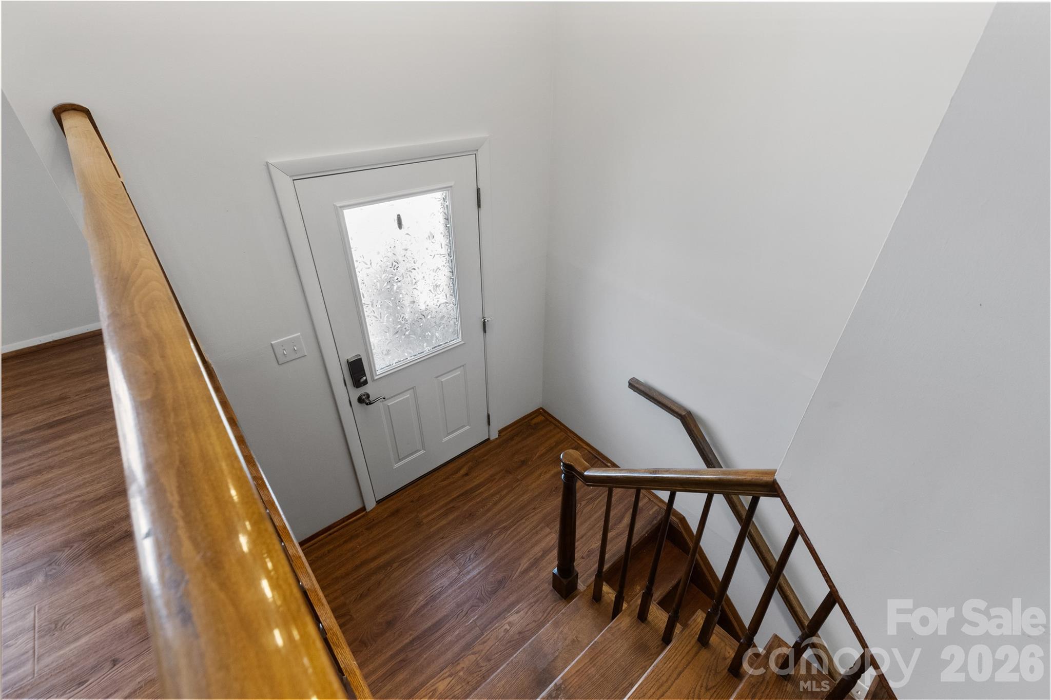 335 Yachtsman Drive Property Photo 5