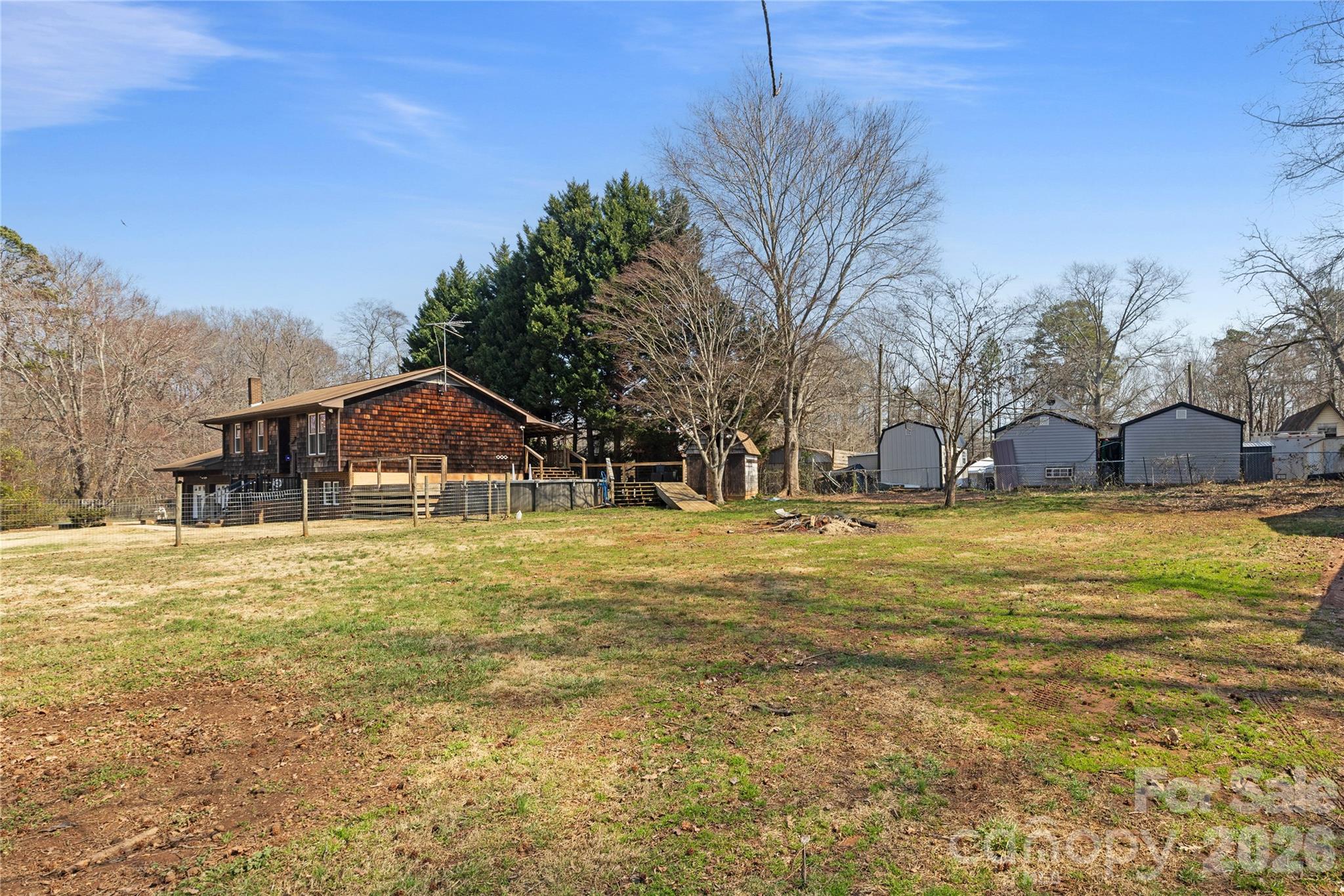 335 Yachtsman Drive Property Photo 23