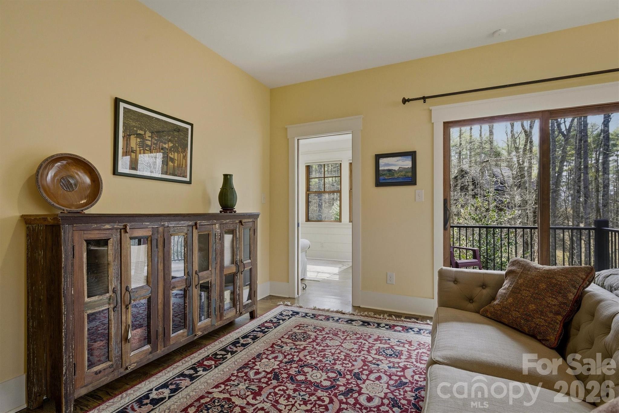 3201 Donahue Drive Property Photo 29