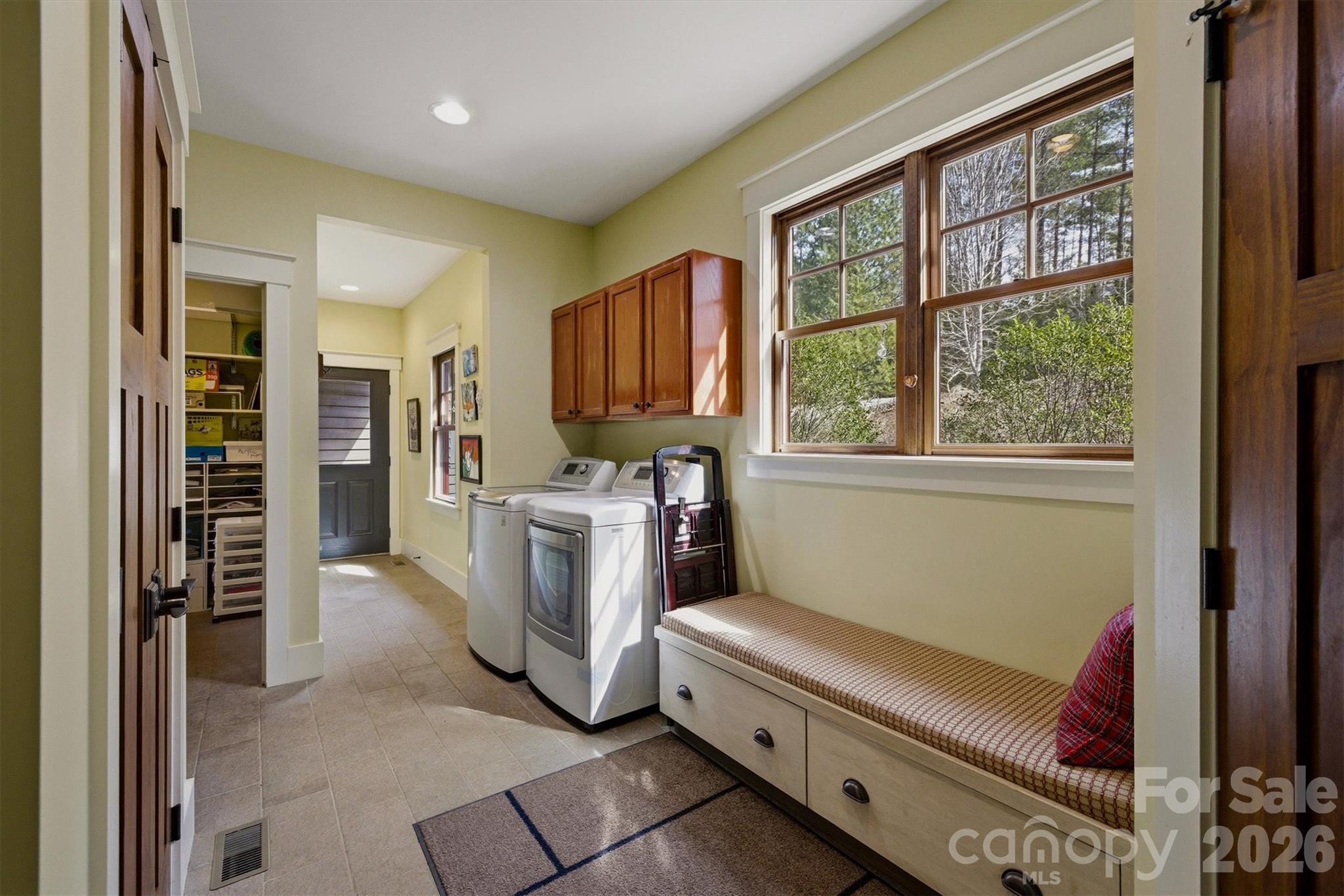 3201 Donahue Drive Property Photo 38