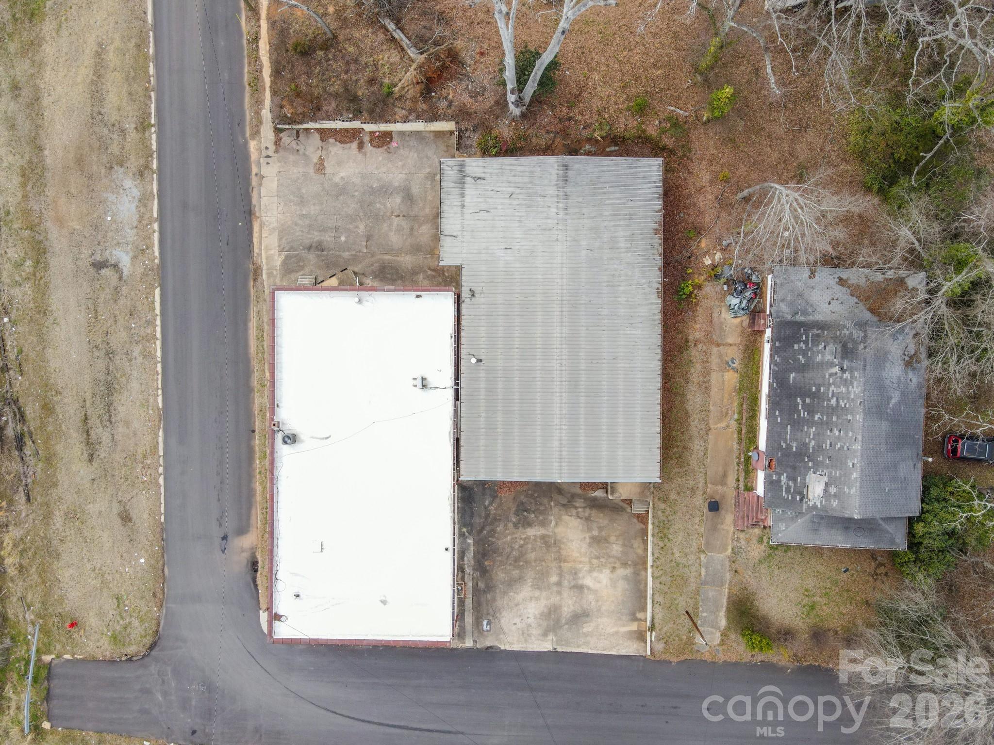 601 Schenck Street Property Photo 12