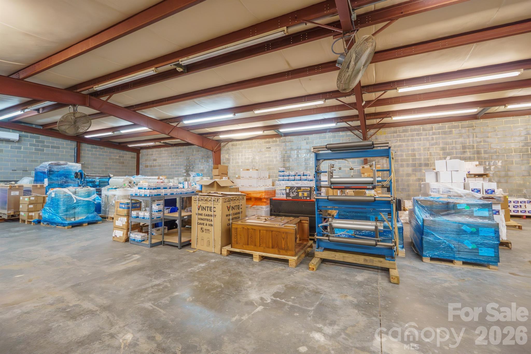 601 Schenck Street Property Photo 19