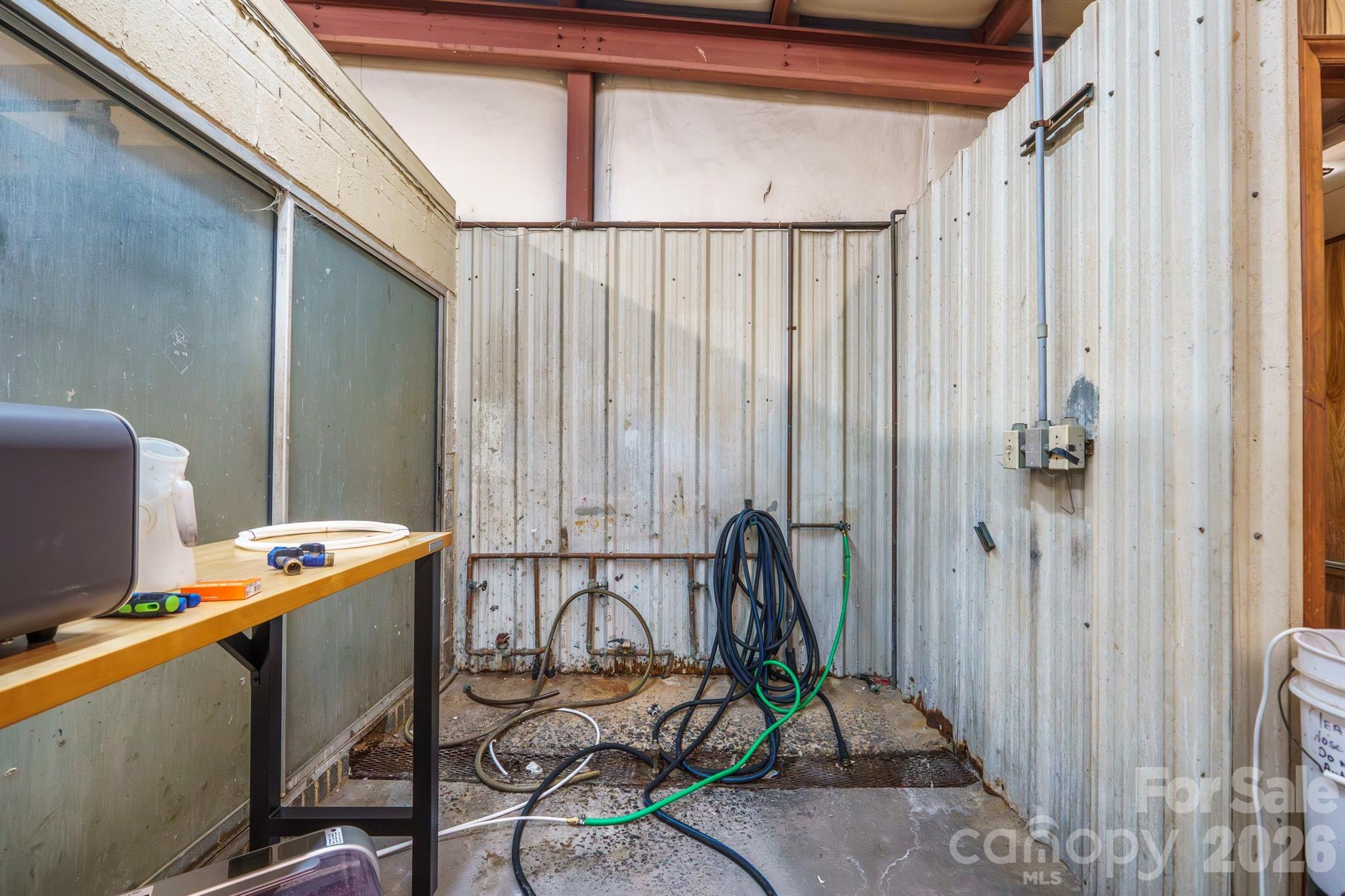 601 Schenck Street Property Photo 22