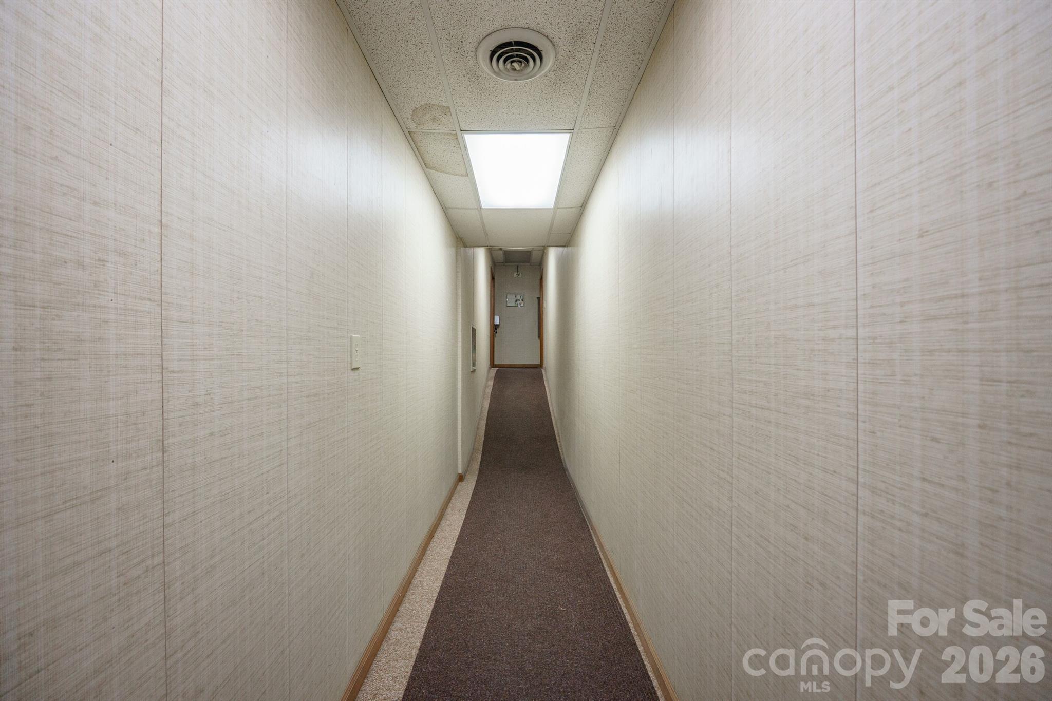 601 Schenck Street Property Photo 35