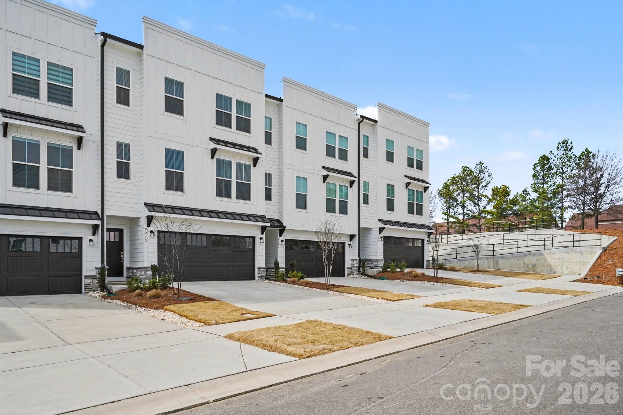 9245 Delancey Lane Property Photo 3