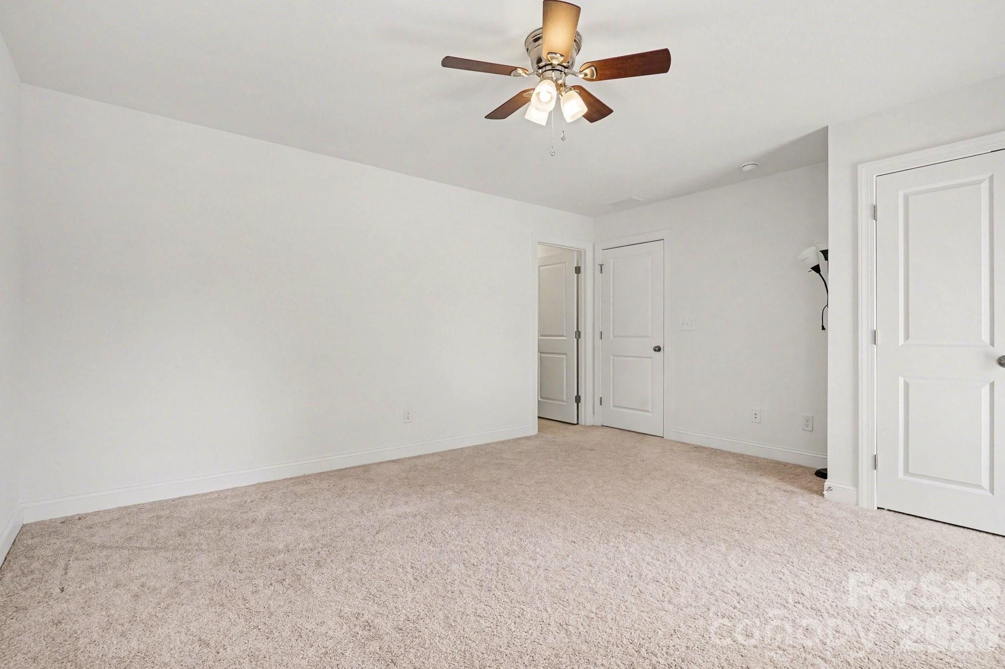 9245 Delancey Lane Property Photo 5