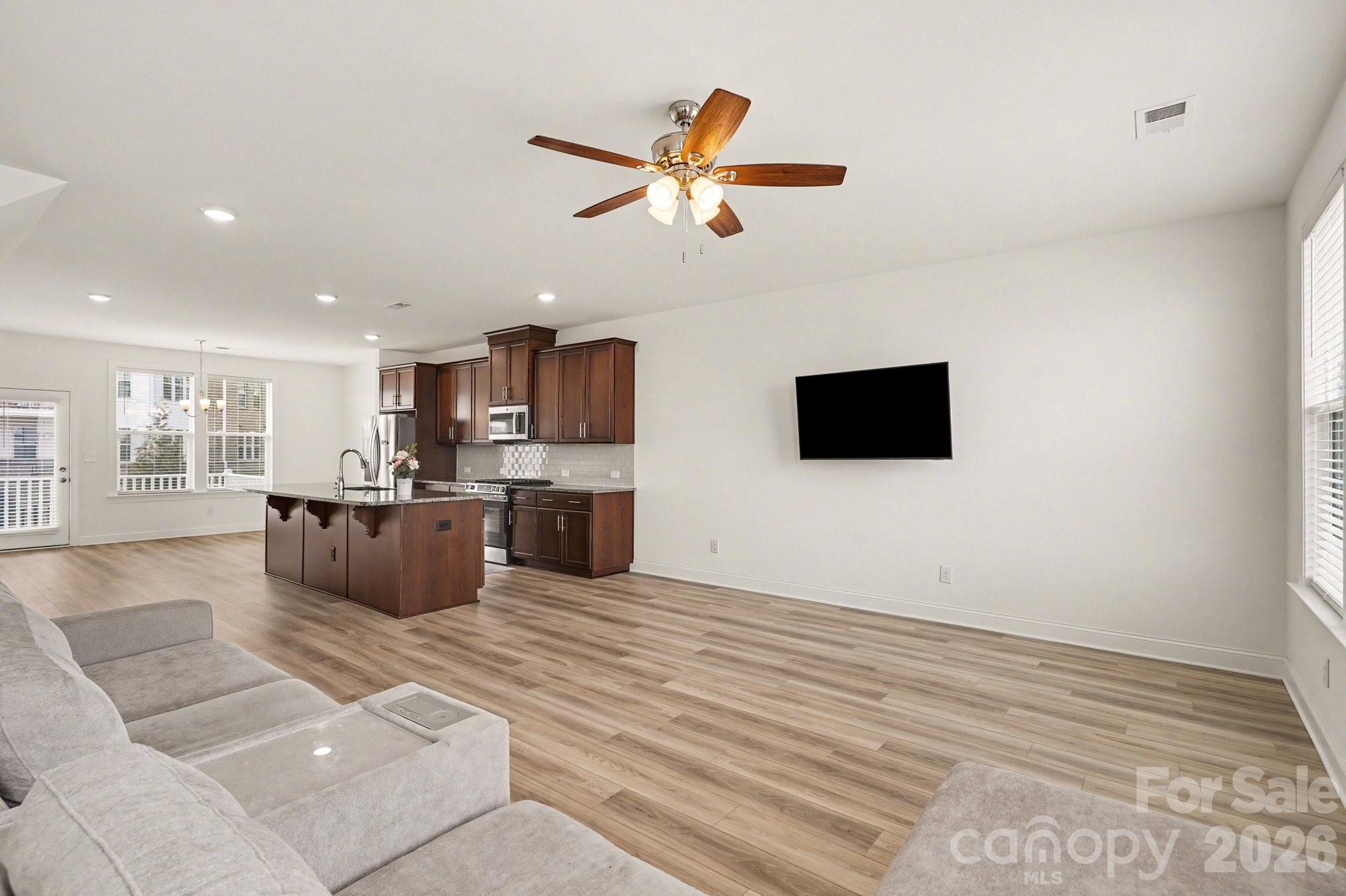 9245 Delancey Lane Property Photo 11