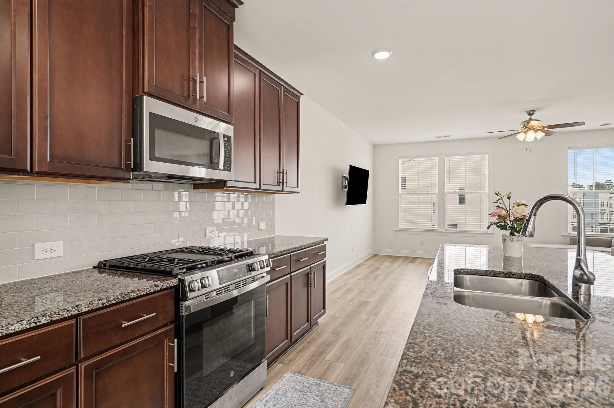 9245 Delancey Lane Property Photo 13