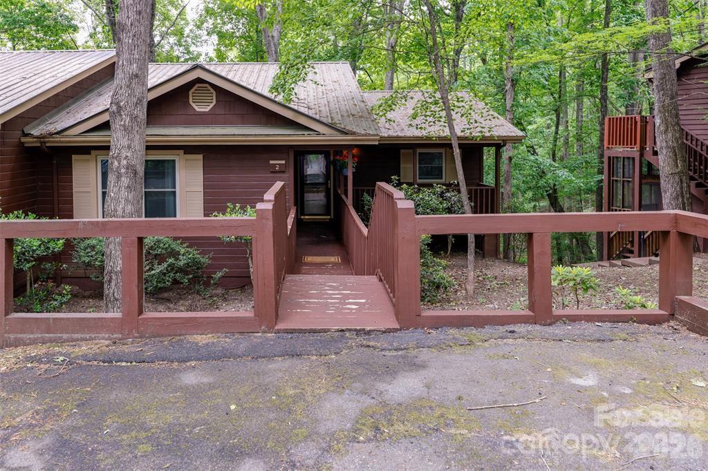 385 Whitney Boulevard 2 Property Photo 2
