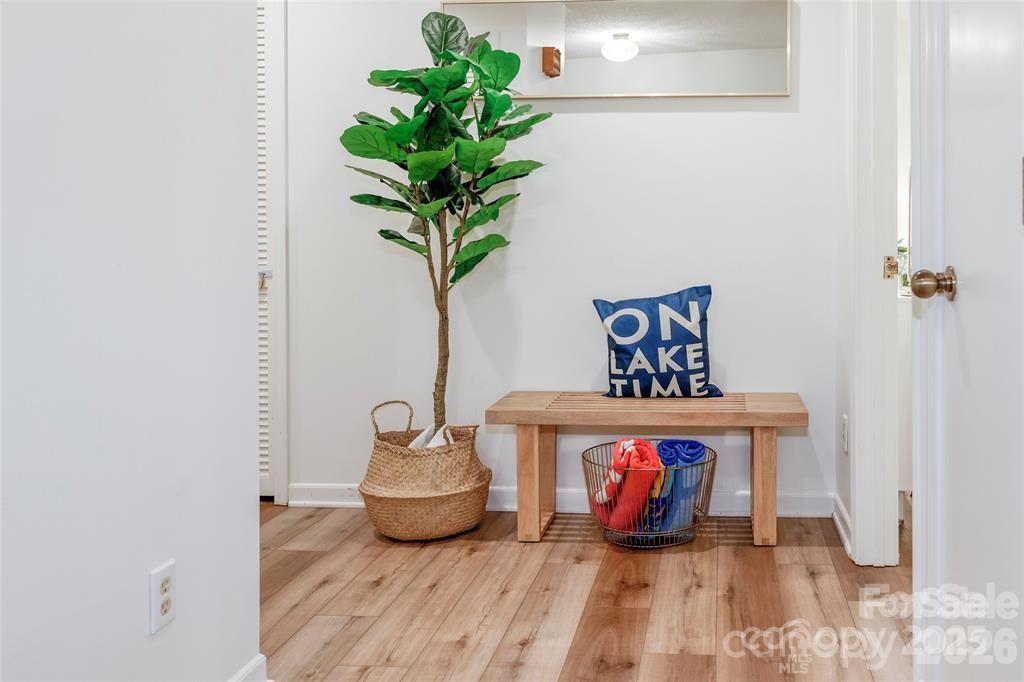 385 Whitney Boulevard 2 Property Photo 16