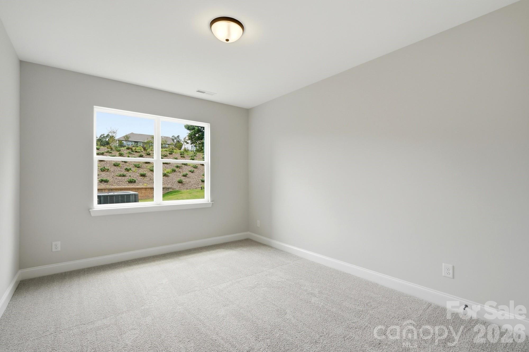 5058 Mclaughlin Loop Property Photo 18