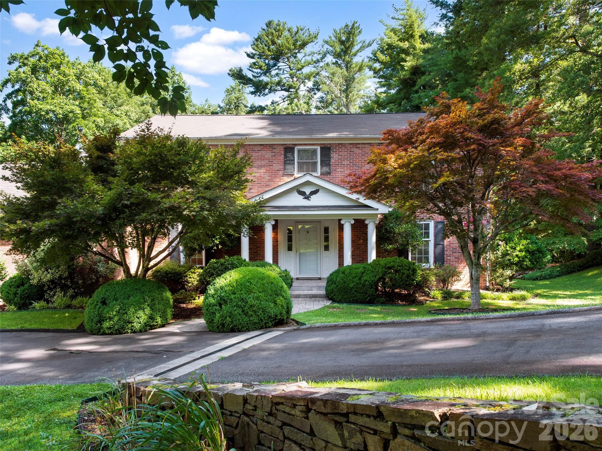 110 Glengary Drive Property Photo 3