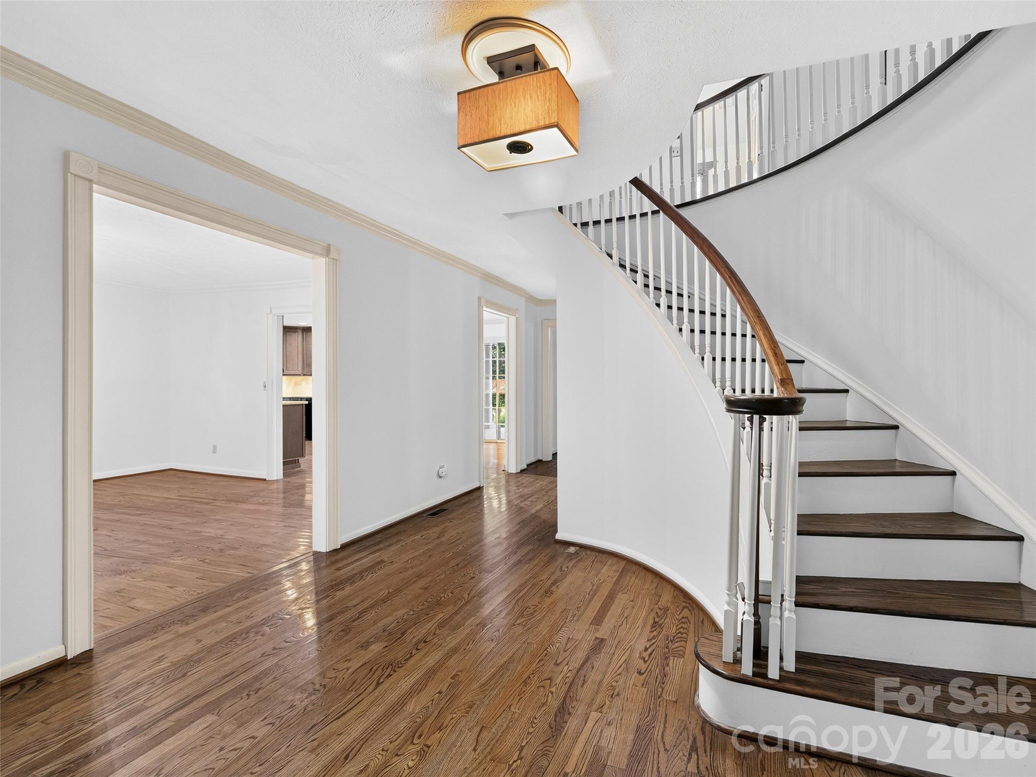 110 Glengary Drive Property Photo 6
