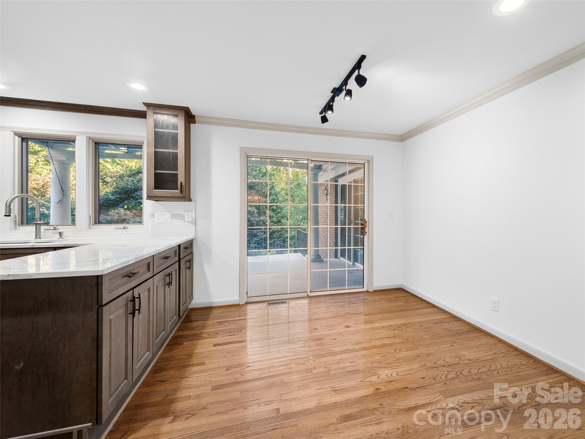 110 Glengary Drive Property Photo 19