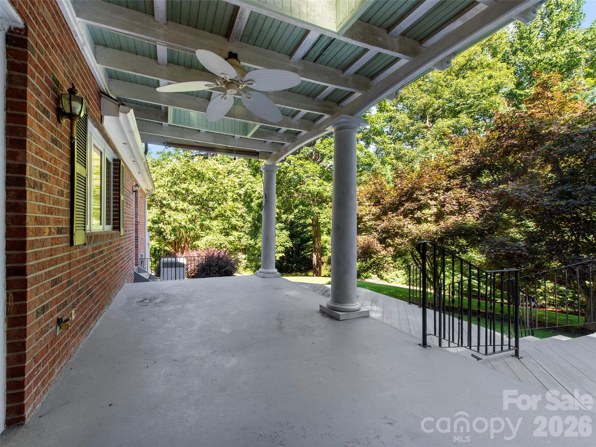 110 Glengary Drive Property Photo 34