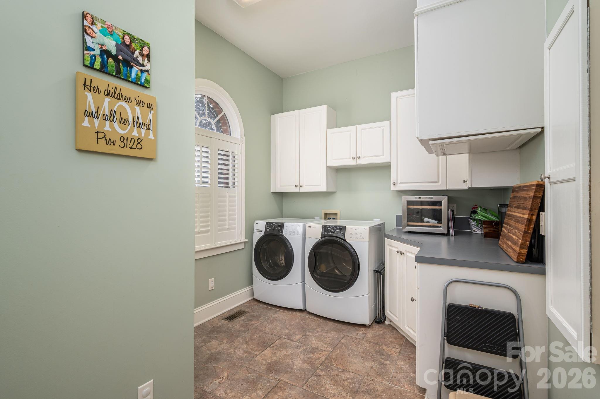 406 Johnsfield Road Property Photo 14