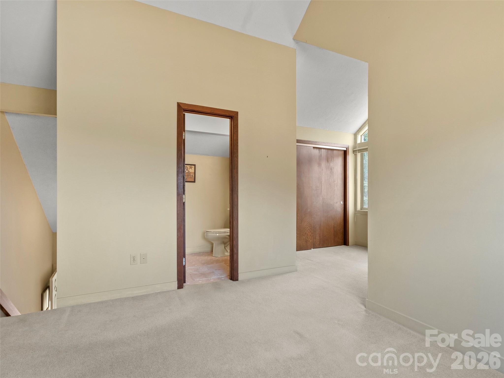 125 Townhouse Drive Property Photo 20
