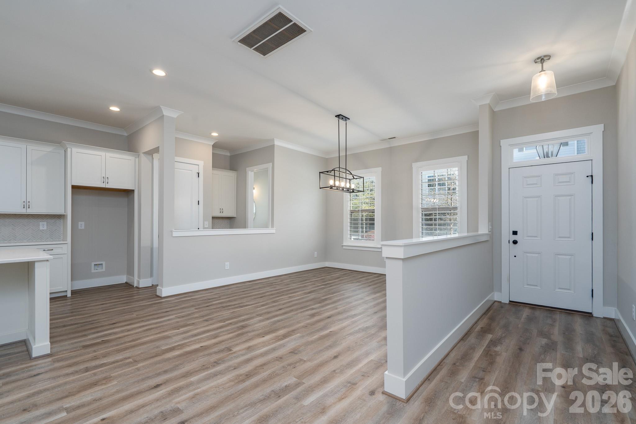 15132 Rocky Bluff Loop Property Photo 4