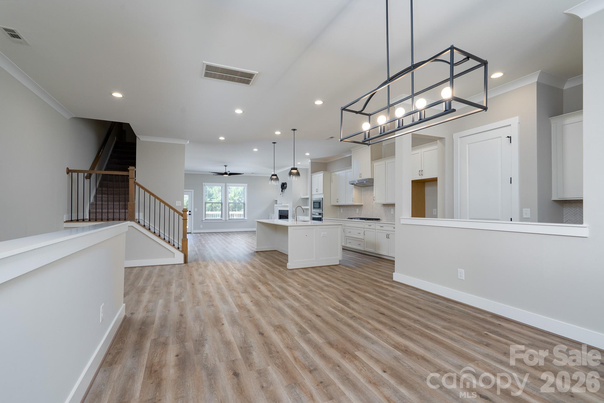 15132 Rocky Bluff Loop Property Photo 5