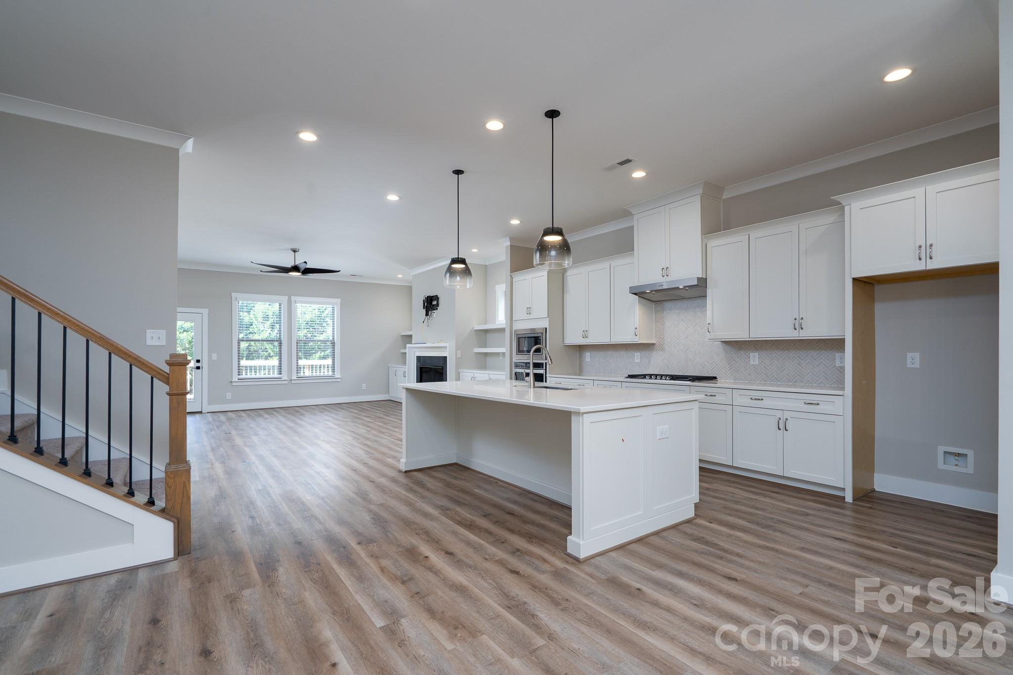 15132 Rocky Bluff Loop Property Photo 12