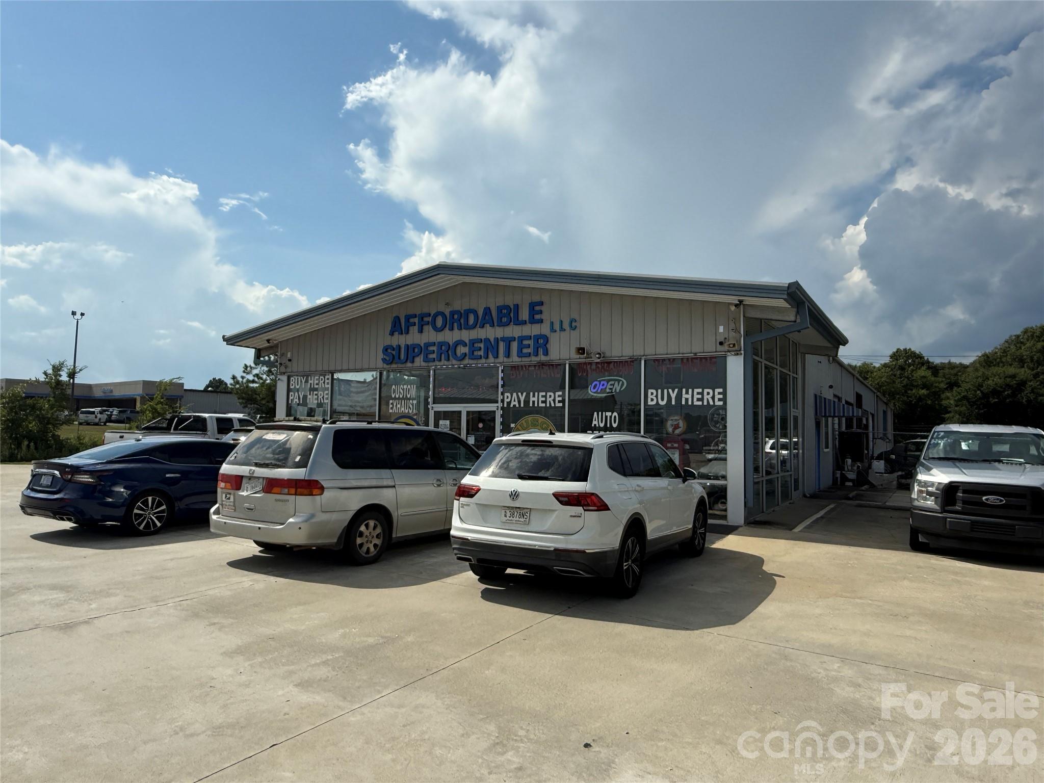 979 E Liberty Street Property Photo 1
