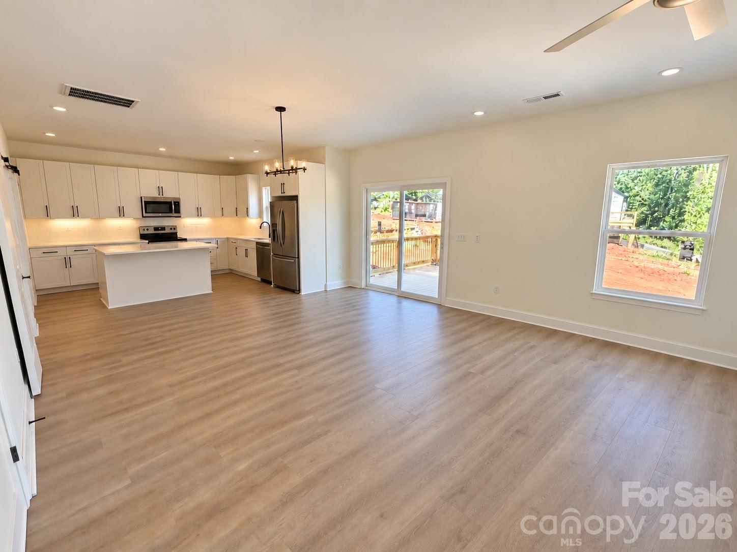 1524 Wedgedale Avenue Property Photo 2