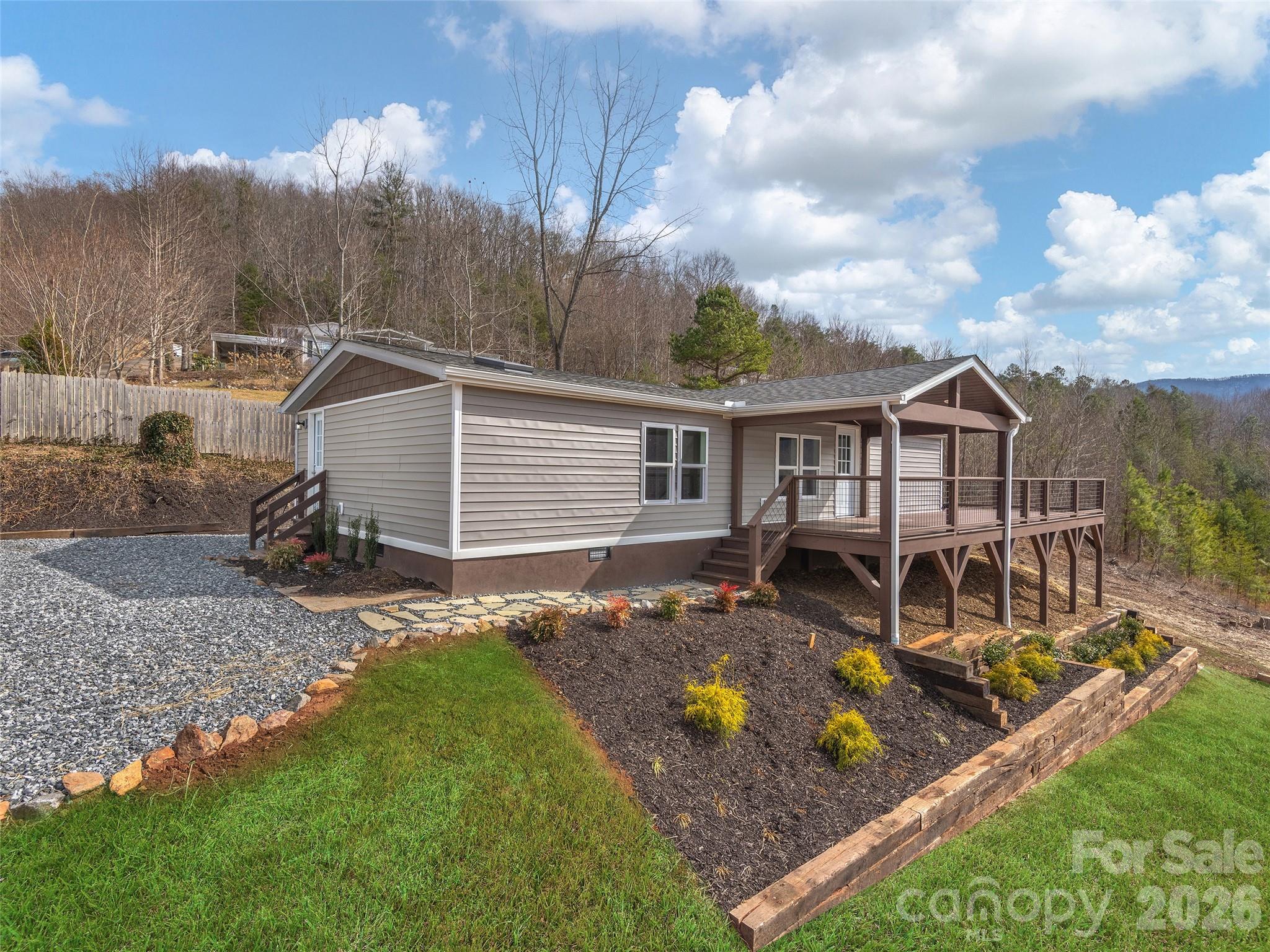 22 Honey Locust Lane Property Photo 1