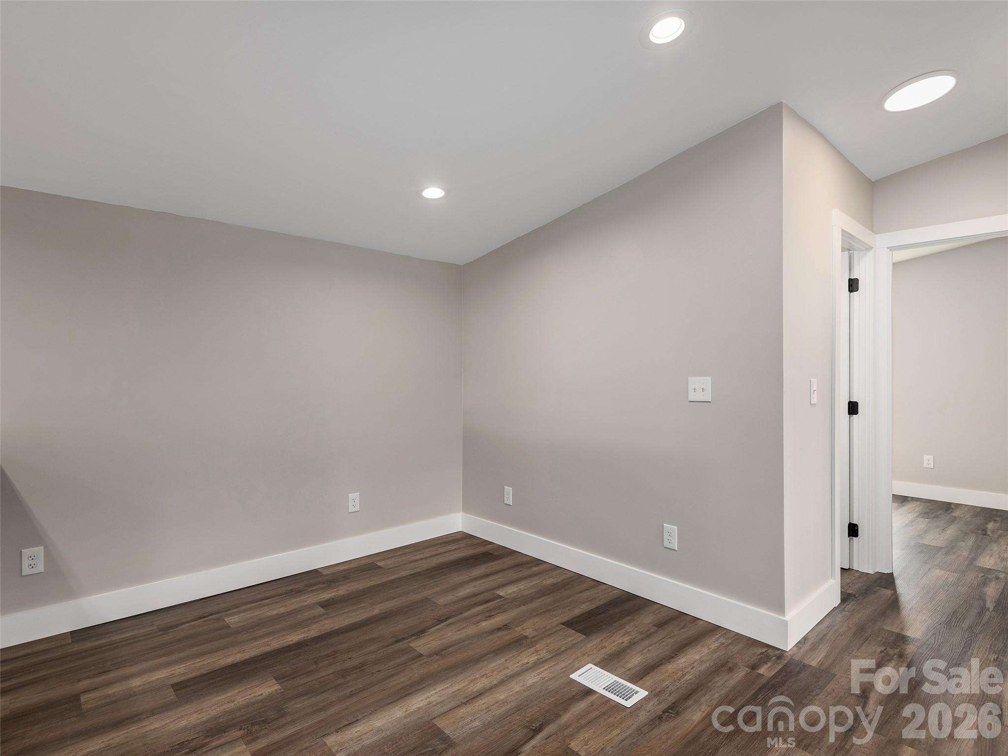 22 Honey Locust Lane Property Photo 13