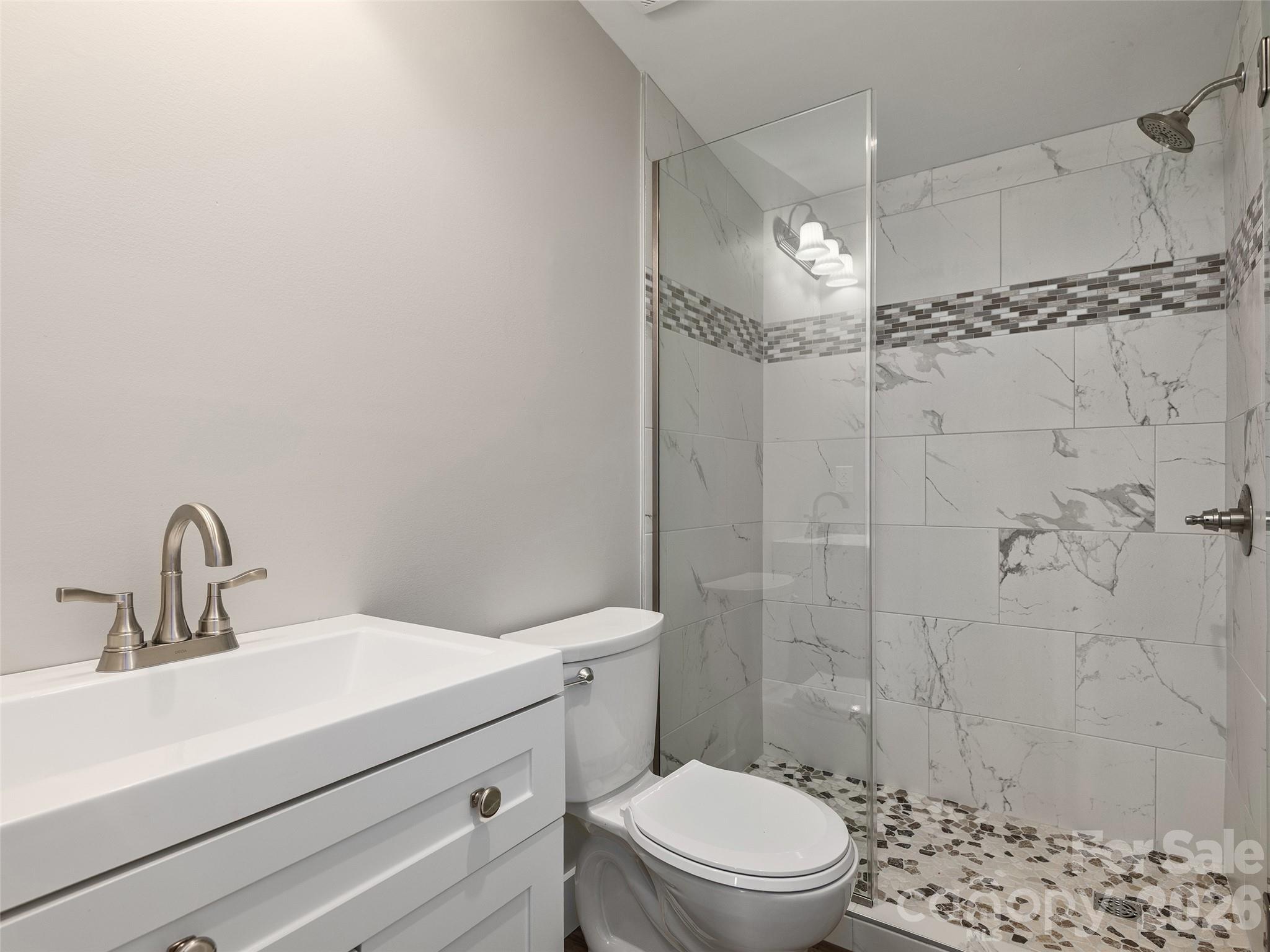 22 Honey Locust Lane Property Photo 18
