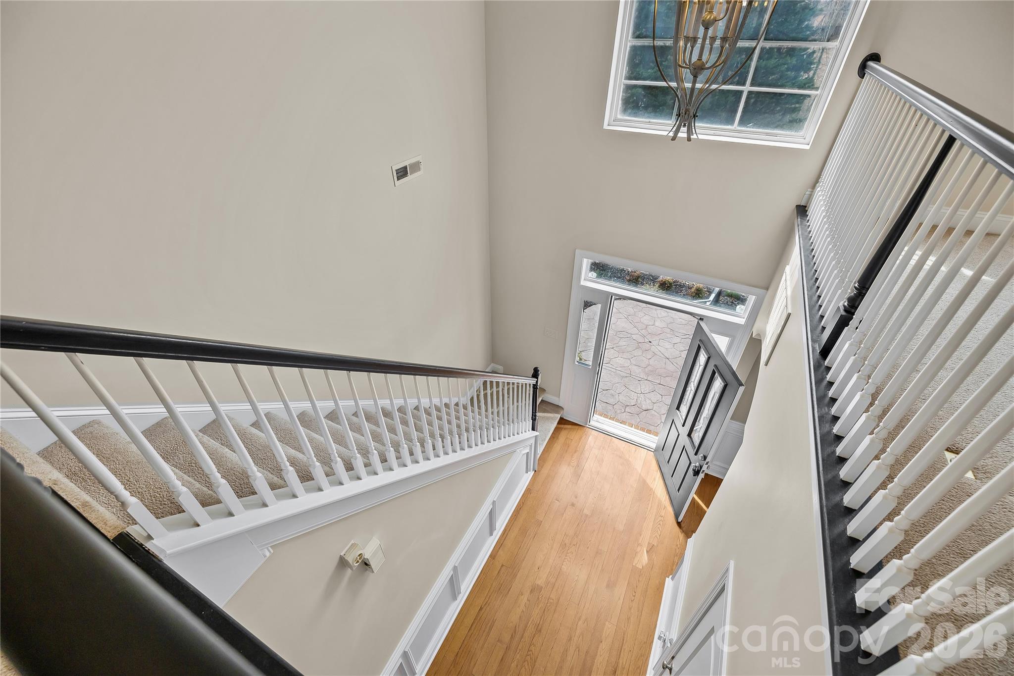 5106 Twin Cedars Drive Property Photo 4