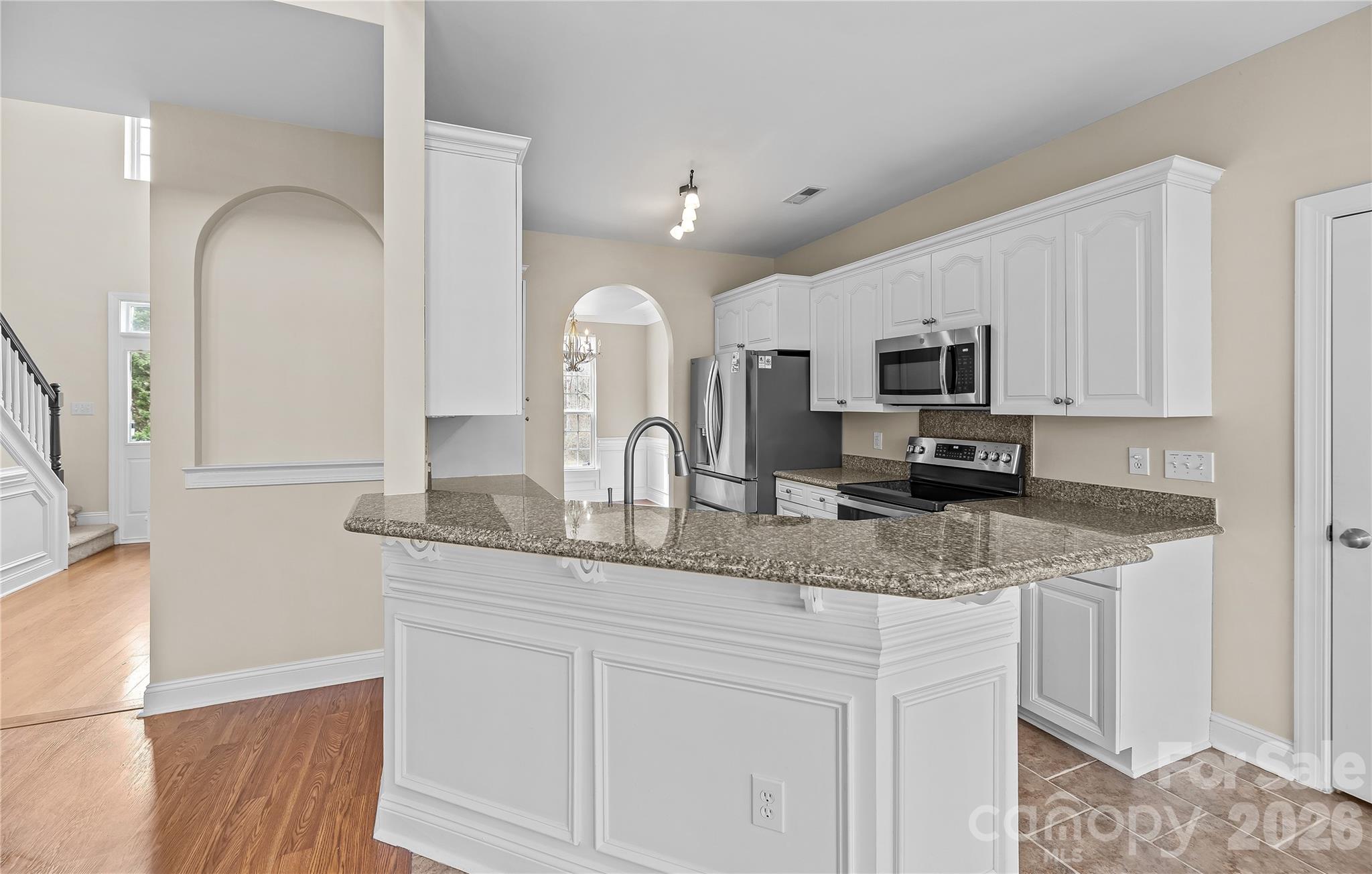 5106 Twin Cedars Drive Property Photo 11