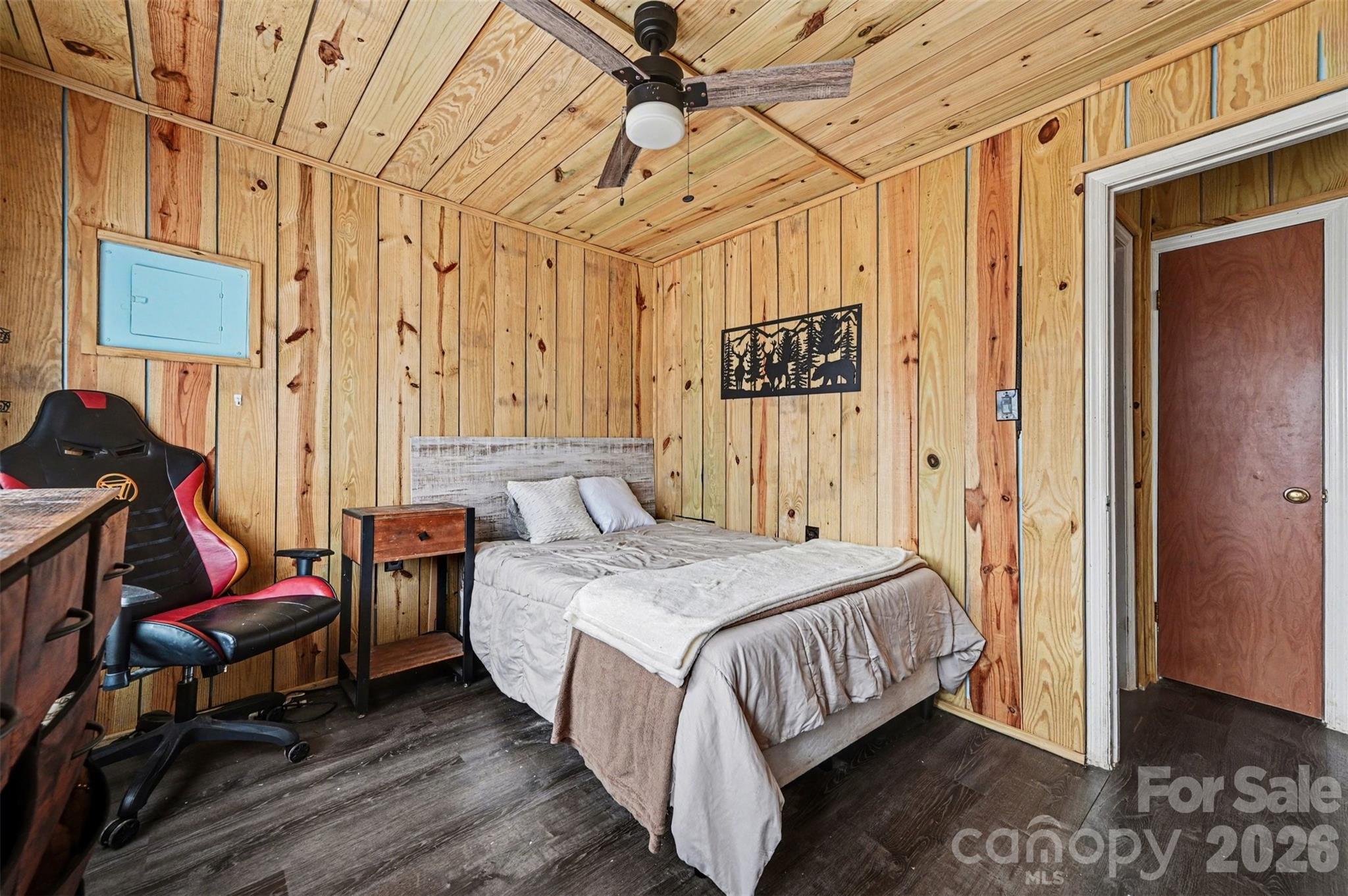 5495 Pine Ridge Drive Property Photo 11