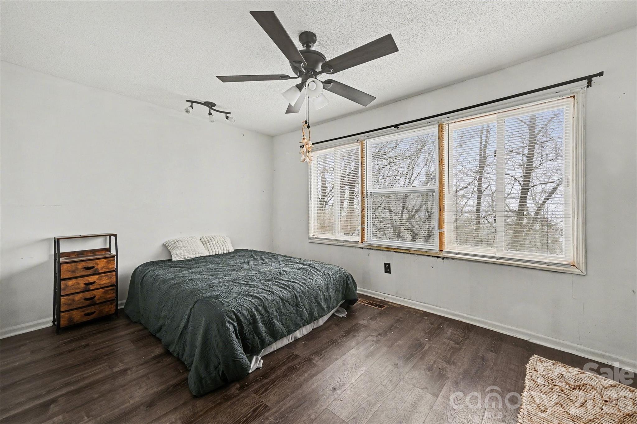 5495 Pine Ridge Drive Property Photo 14