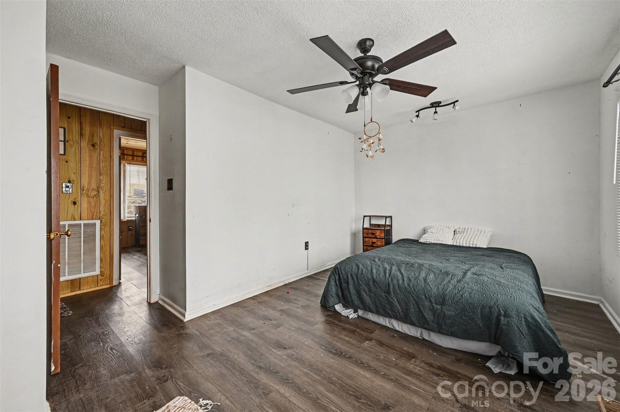 5495 Pine Ridge Drive Property Photo 15