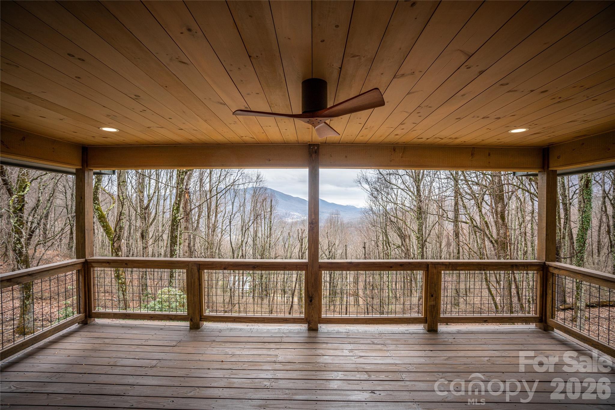 453 Friendly Acres Drive Property Photo 41