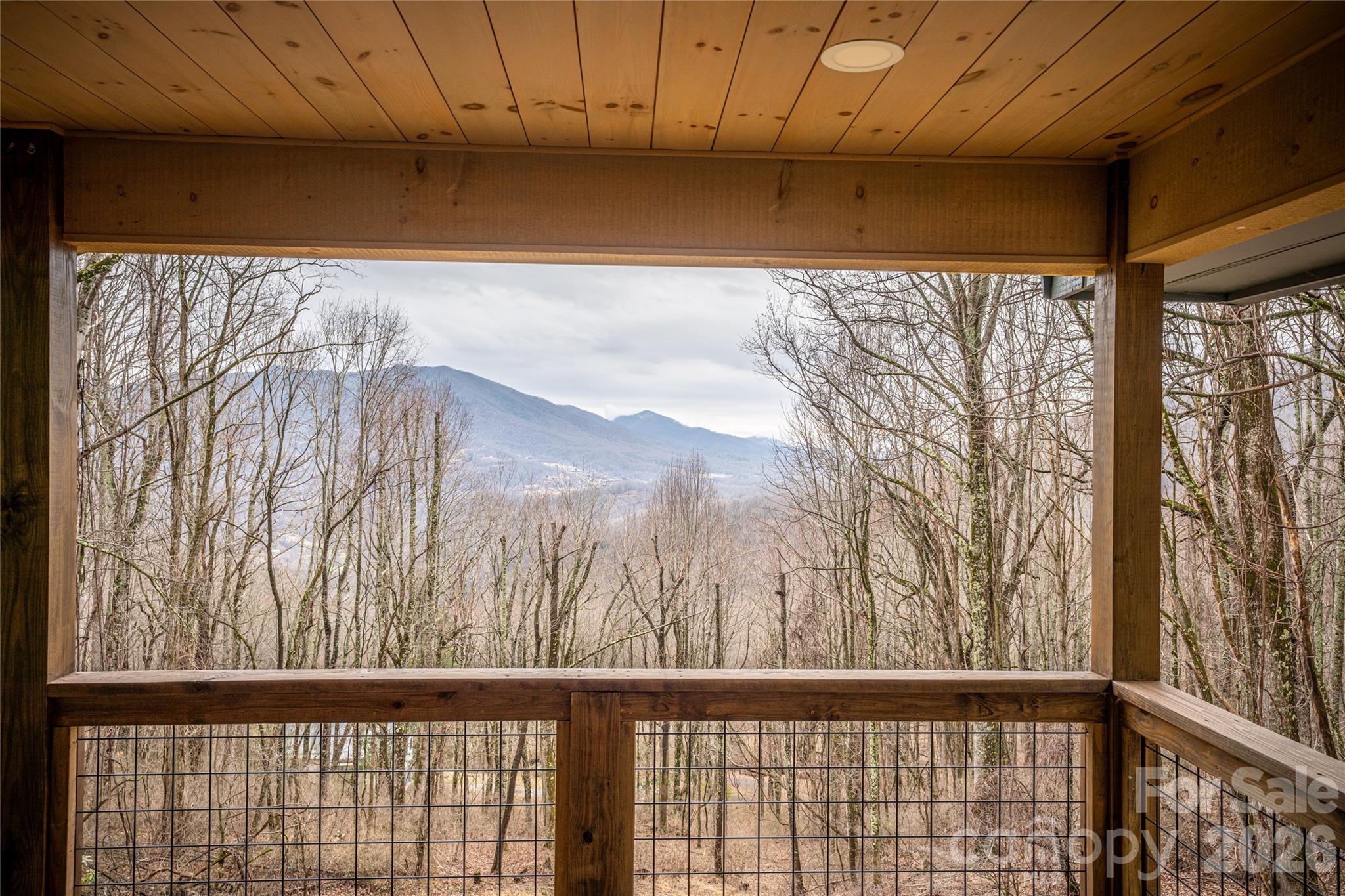 453 Friendly Acres Drive Property Photo 44