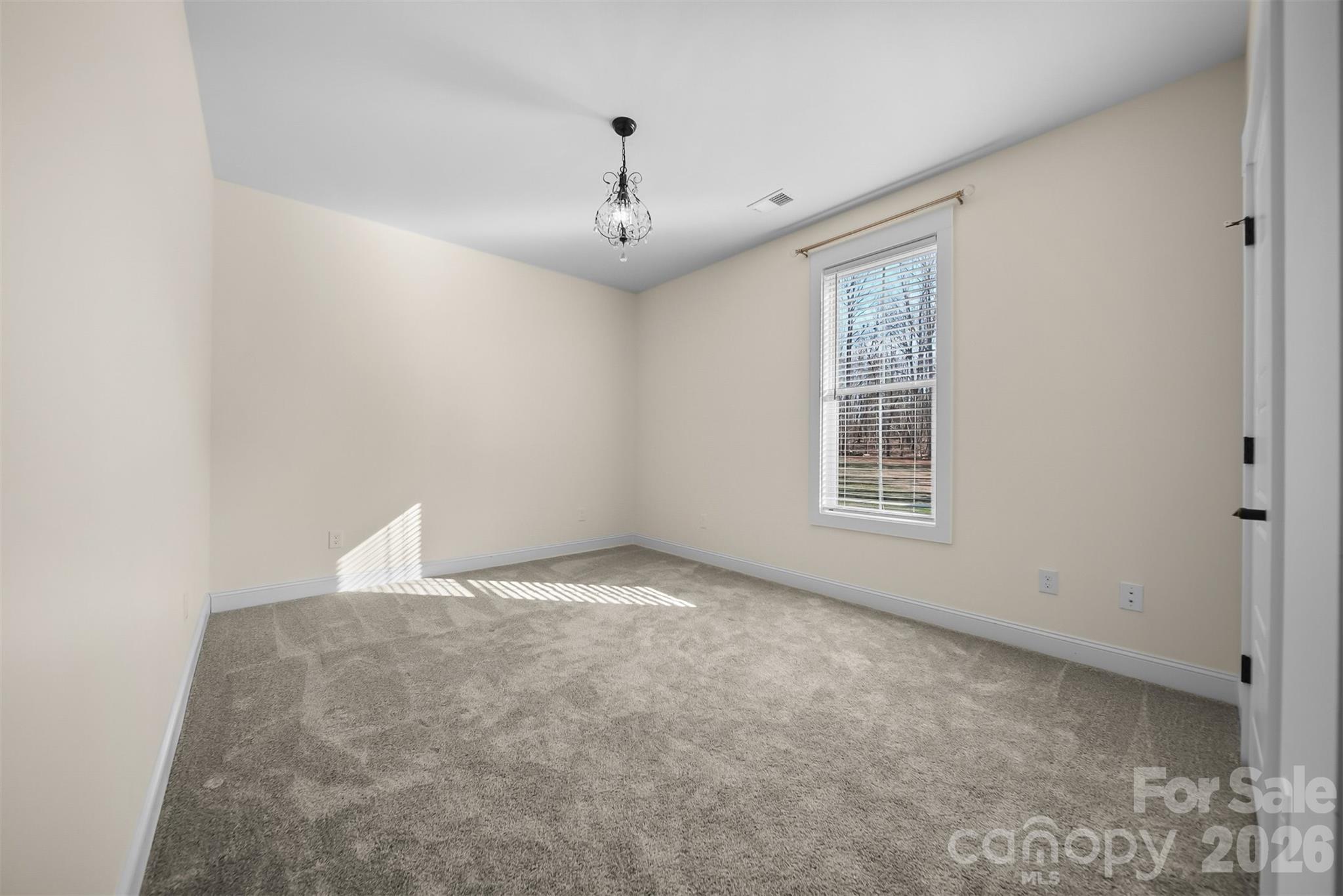 2586 Lee Lawing Road Property Photo 18