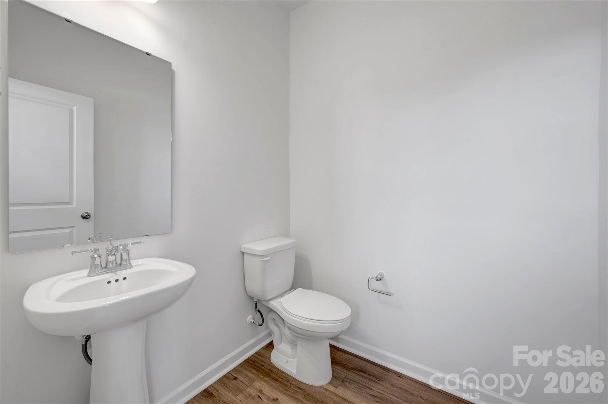 221 Amber Glen Drive Property Photo 7