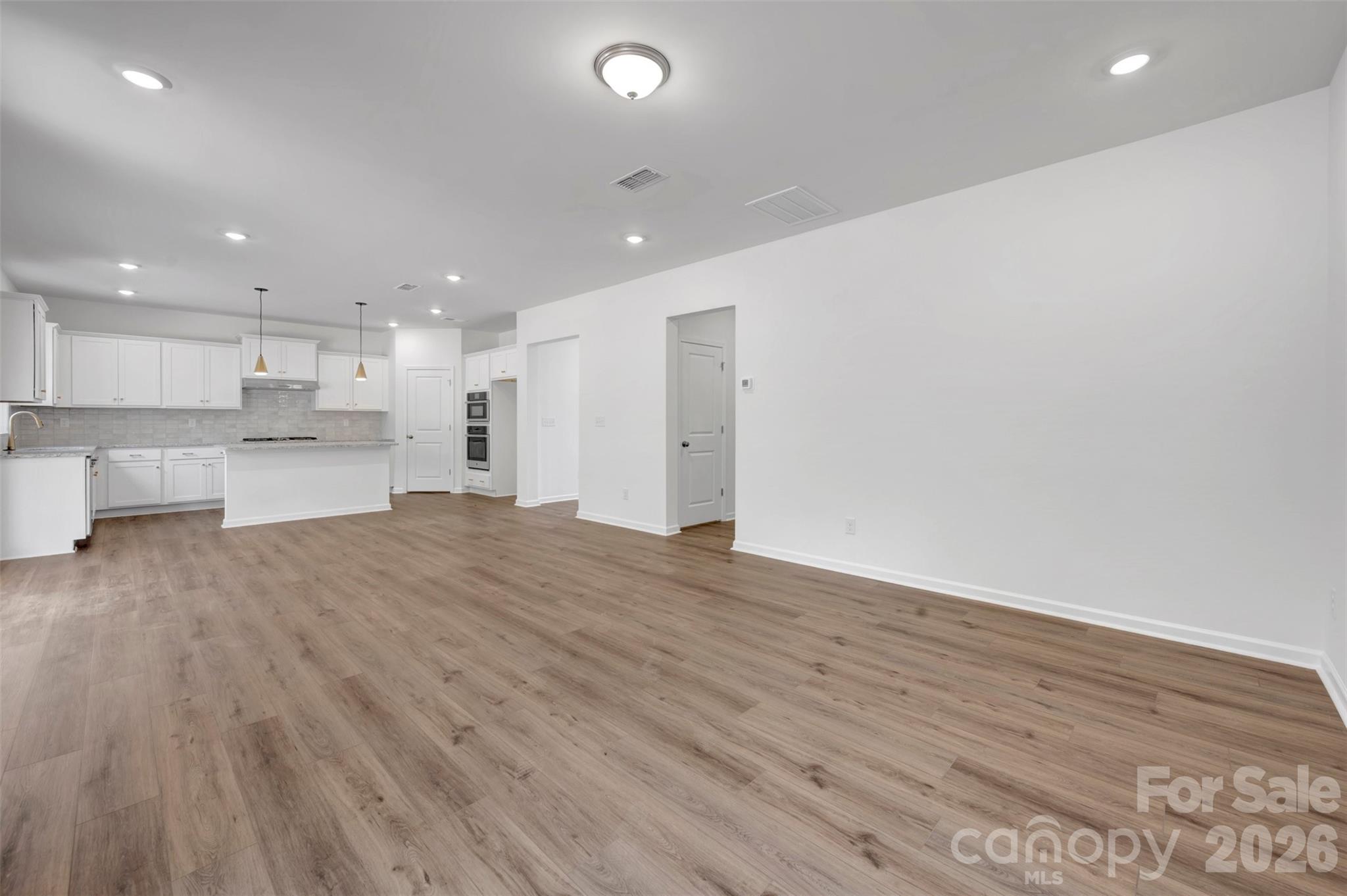 221 Amber Glen Drive Property Photo 17