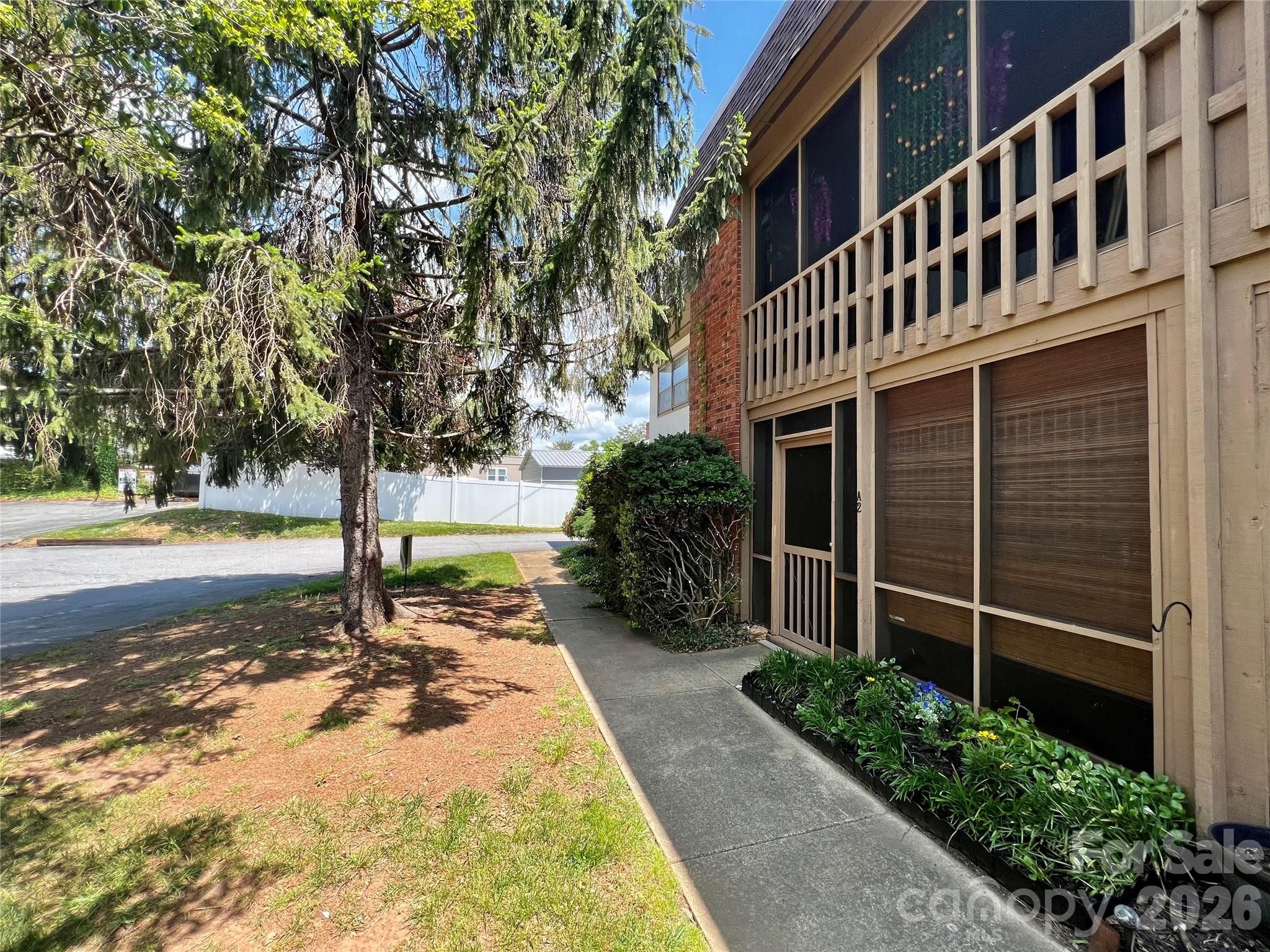 427 6th Avenue A-2 Property Photo 1